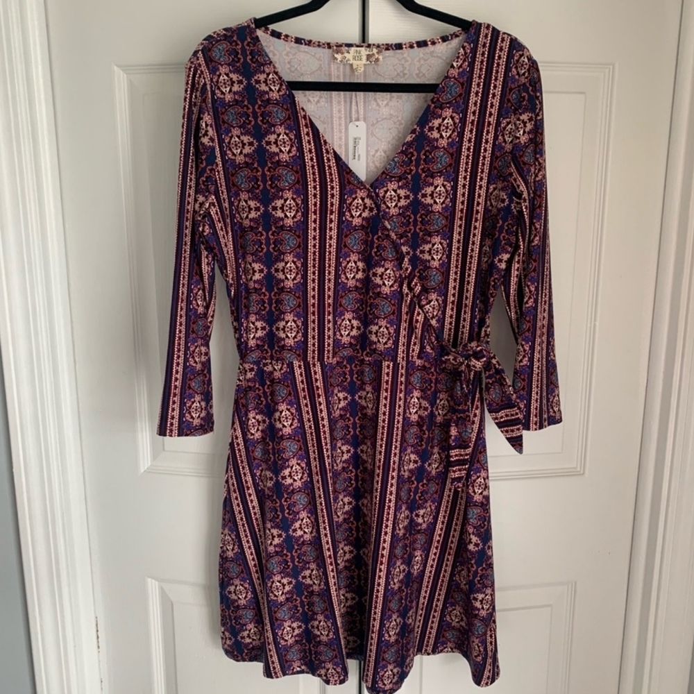 Charming Charlie faux wrap dress size Large NWT